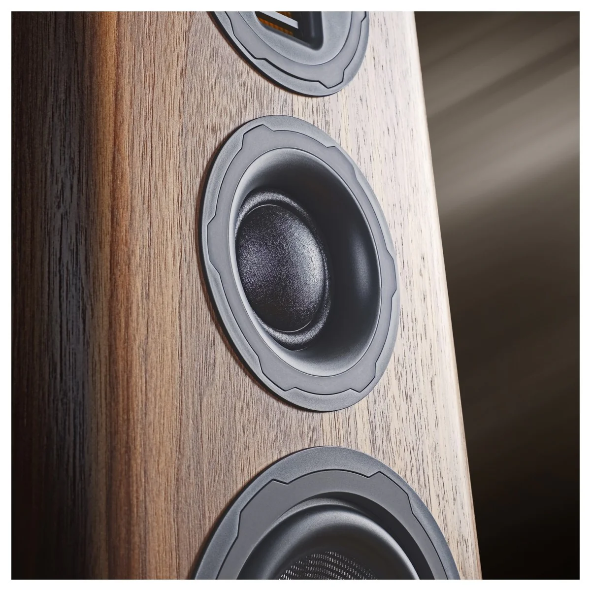 Wharfedale EVO 5.2 Bookshelf Speakers Pair Walnut - Image 10