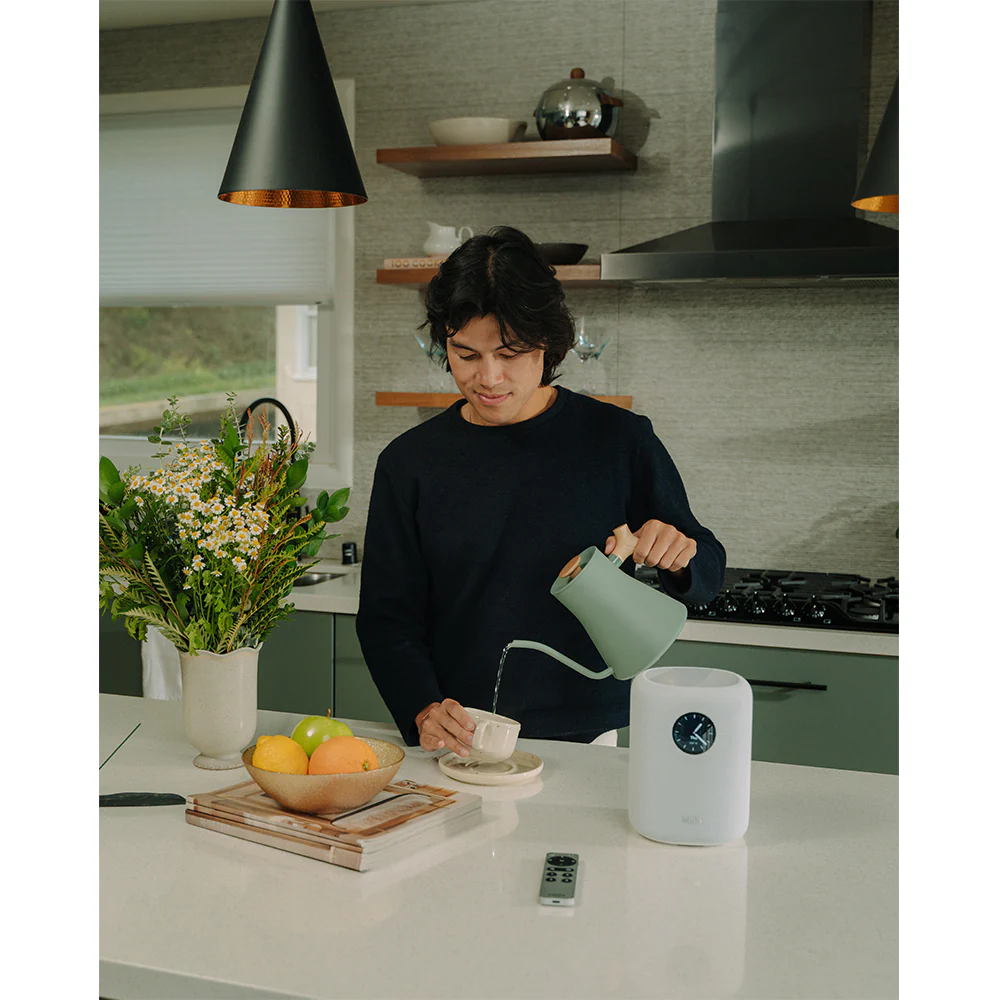WiiM SOUND Wireless Multiroom Smart Speaker PAIR with Display - White - Image 7